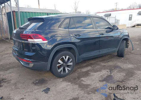 2020 Volkswagen Atlas Cross Sport 2.0T Se z USA, uszkodzony, nr VIN 1V24C2CA9LC207335
